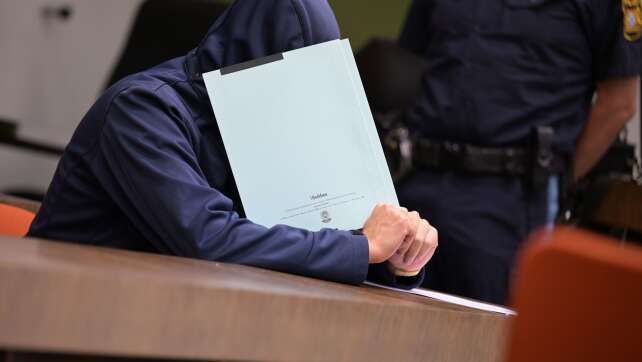 Mann wegen Mordversuchs an Sohn und Ex-Partnerin vor Gericht