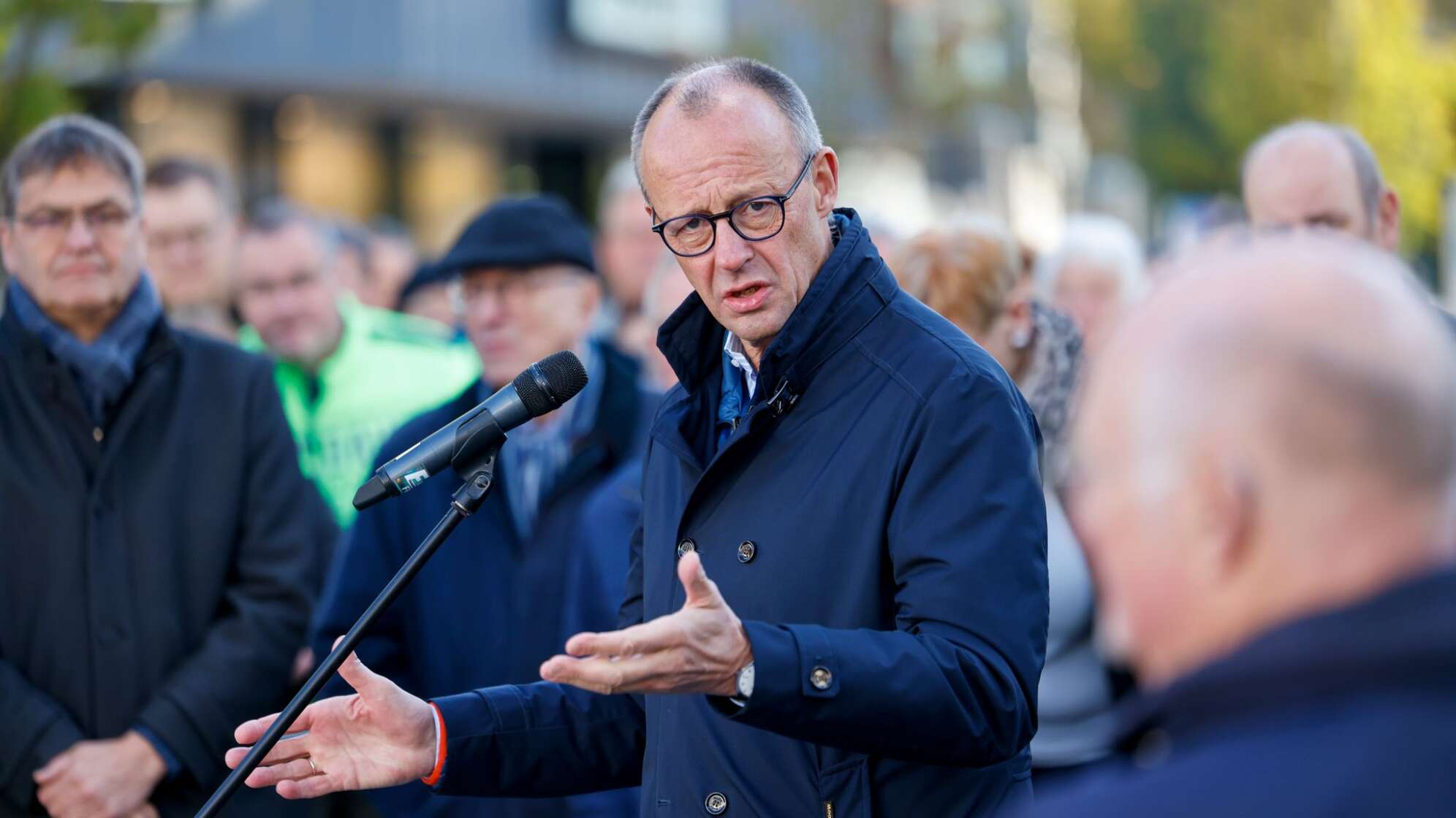 Bundeskanzler Merz zu Bürgergesprächen im Sauerland