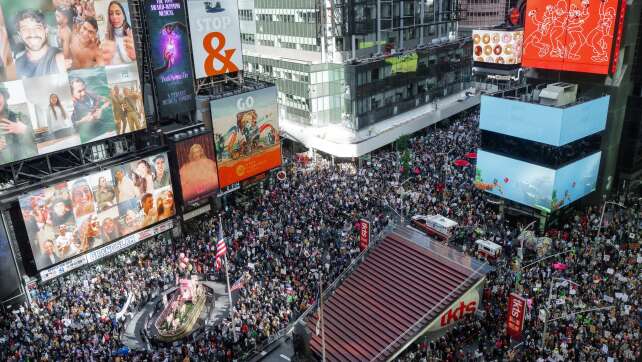 «No Kings»: Wieder Massenproteste gegen Trump in den USA