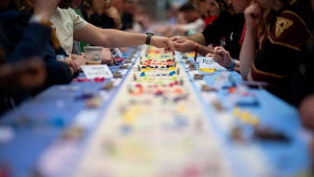 Catan-Fans knacken Weltrekord in Essener Grugahalle