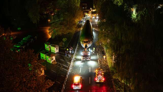 Bundeswehr-Airbus im Serengeti-Park angekommen