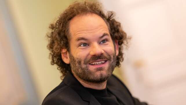 Warum Maxi Schafroth gerne mal unsichtbar wäre