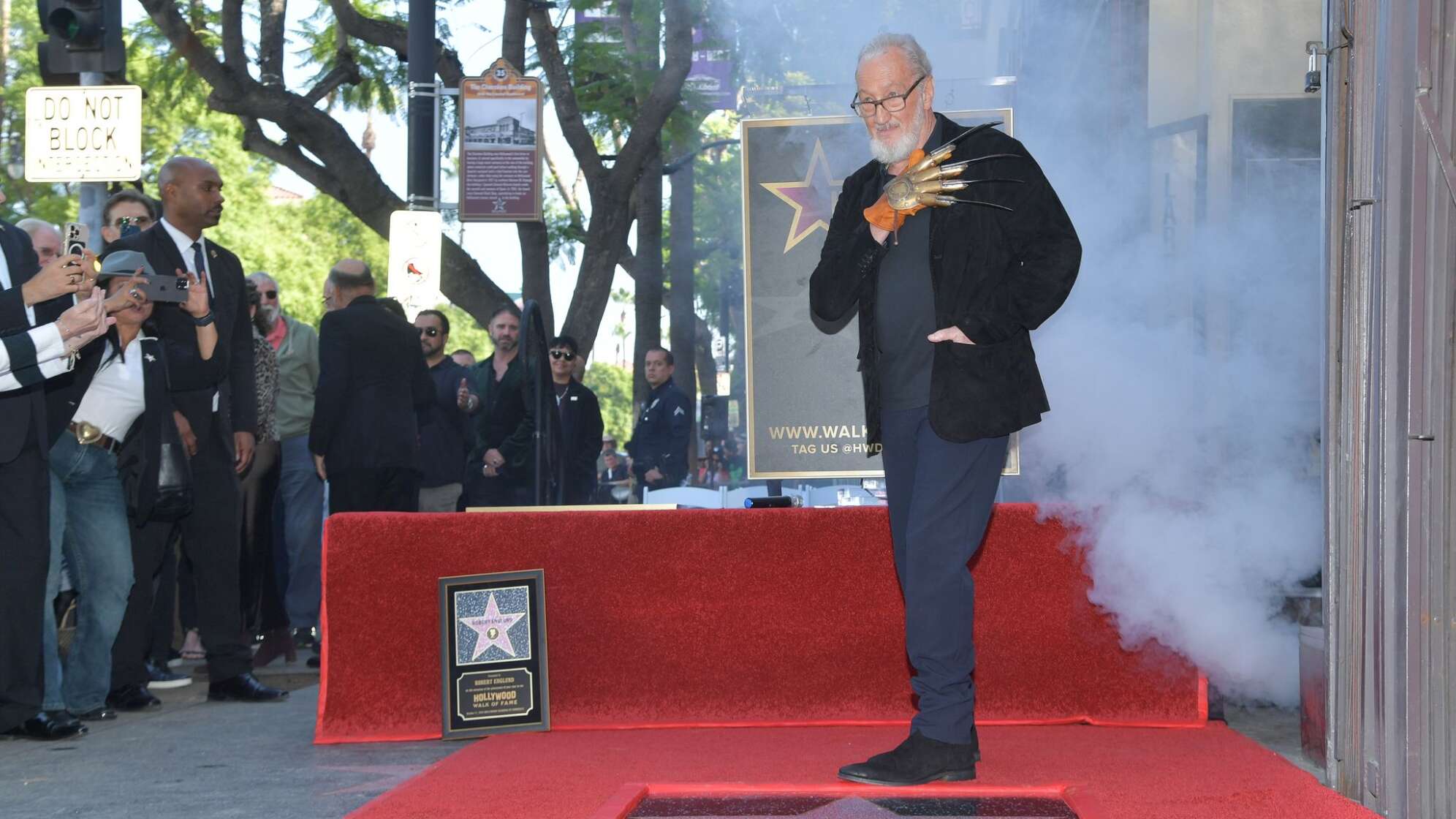 «Freddy Krueger»-Star an Halloween mit Stern gefeiert