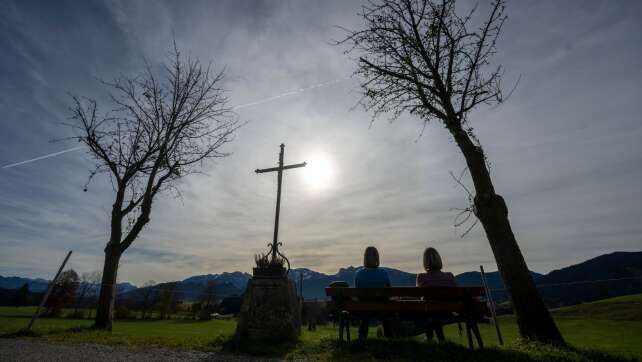Viel Sonne in Bayern - Meteorologe kündigt mildes Wetter an