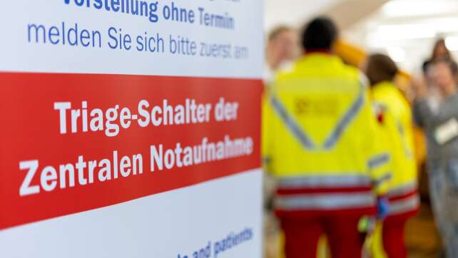 Erfolg für Mediziner-Klagen: Karlsruhe kippt Triage-Regeln