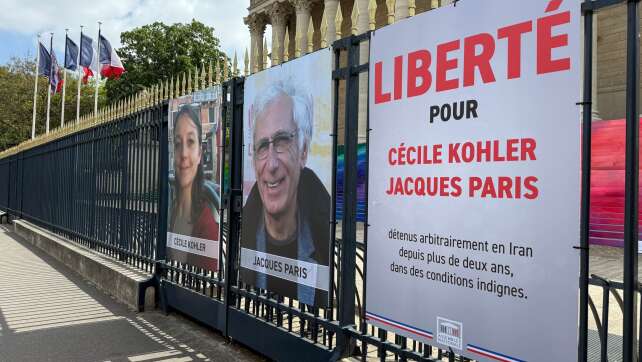 Erleichterung nach Haftentlassung von zwei Franzosen im Iran