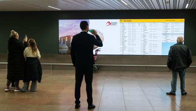 Flugverkehr in Brüssel nach Drohnensichtungen unregelmäßig