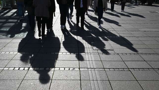 Studie: Antidemokratische Einstellungen verfestigt