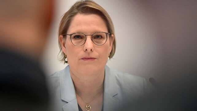 Bundesjustizministerin will Voyeurismus strafbar machen