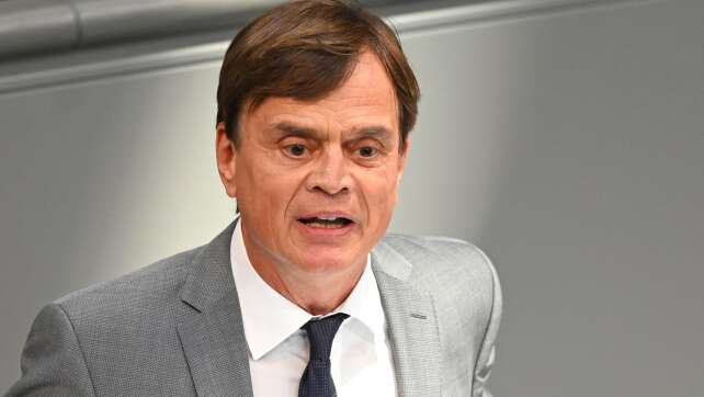 AfD weist Landesverrat-Vorwurf wegen Russlandreise zurück