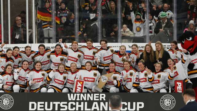 Eishockey-Frauen verabschieden sich mit Titelverteidigung