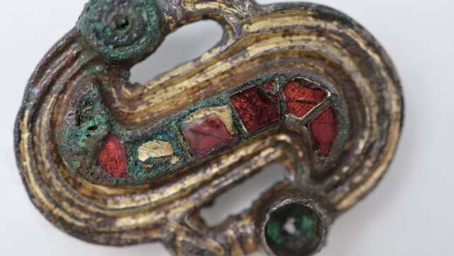 Frühe Migration am Inn: Neue Erkenntnisse aus Gräberfeld