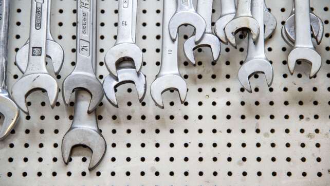 vbw-Studie: Unternehmen verlagern Produktion ins Ausland