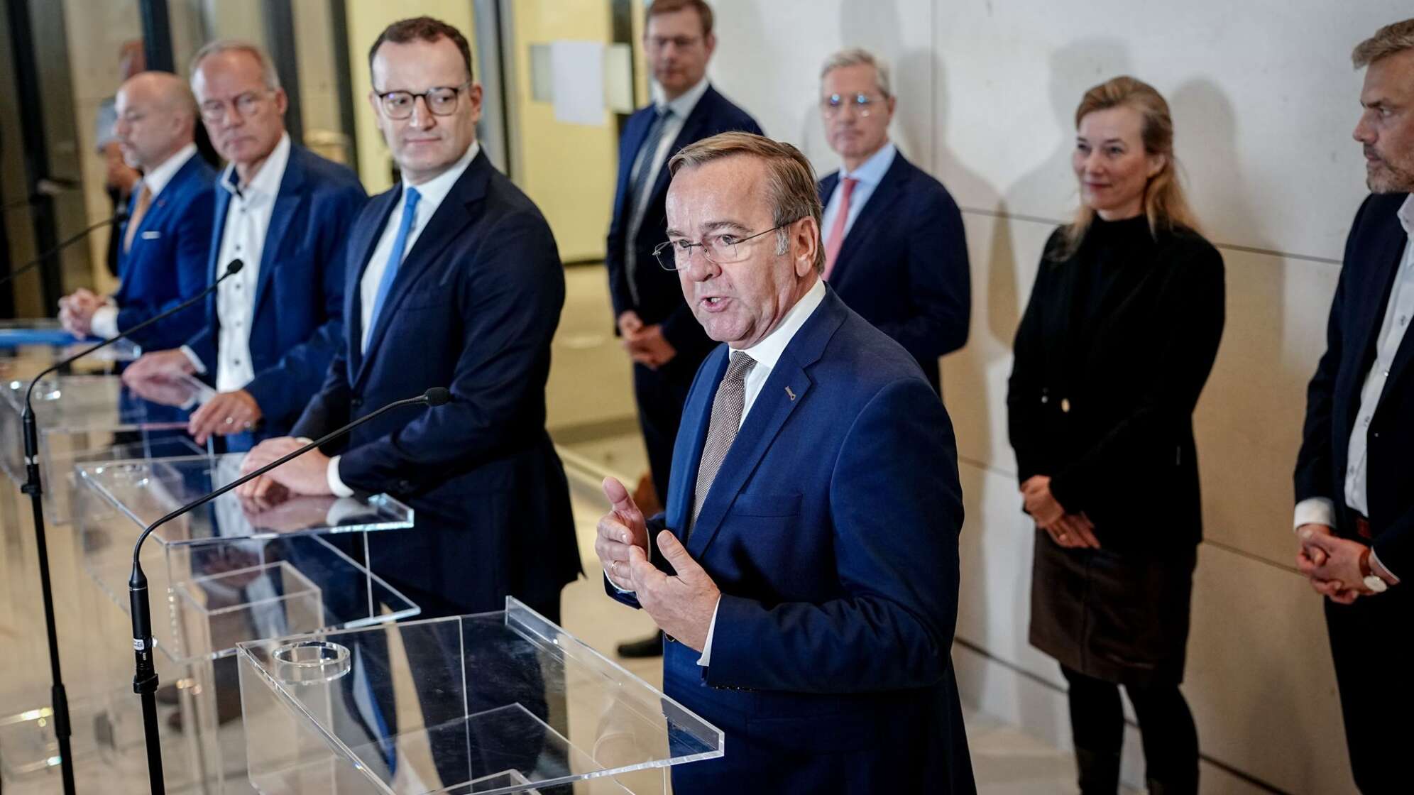 Grundsatzeinigung im Streit um Wehrdienst-Reform