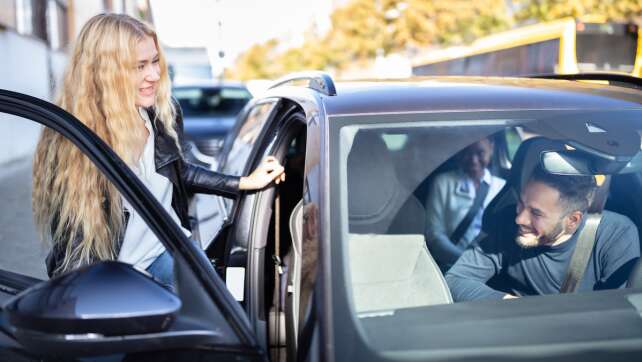Fahrgemeinschaften: So spart ihr Sprit und Steuern