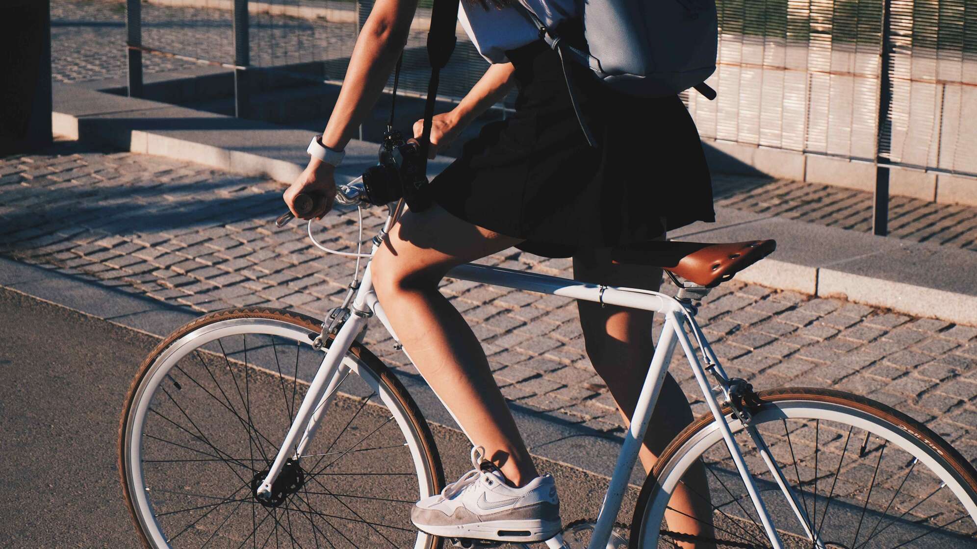 Frau auf dem Fahrrad