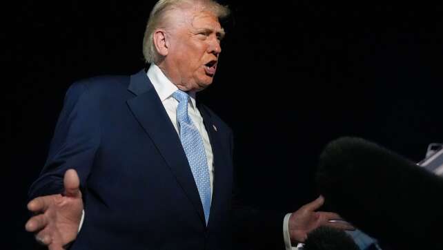 Kehrtwende? Trump empfiehlt Abstimmung über Epstein-Akten