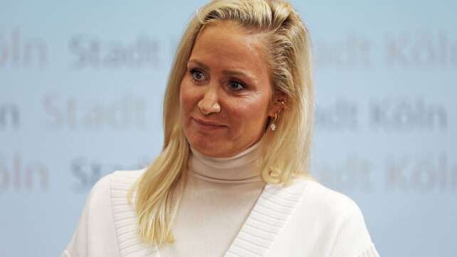 Janine Kunze: Bin so froh, heute nicht jung zu sein