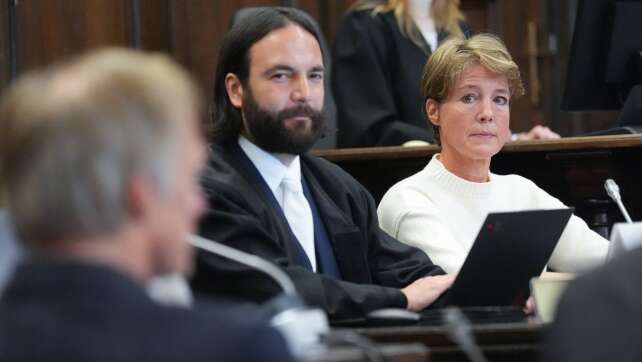 Block-Prozess: Israelischer Firmenchef vernommen