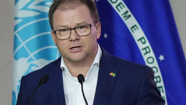 Deutschland will Fahrplan für Abkehr von Öl, Gas und Kohle