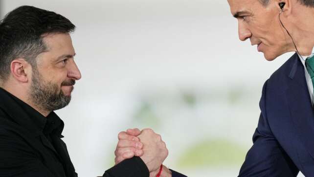 Spanien sagt Ukraine neue Hilfen von über 800 Millionen zu