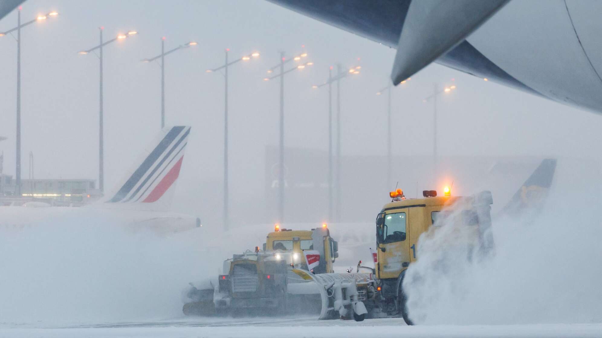 Winterdienst am Flughafen Nürnberg