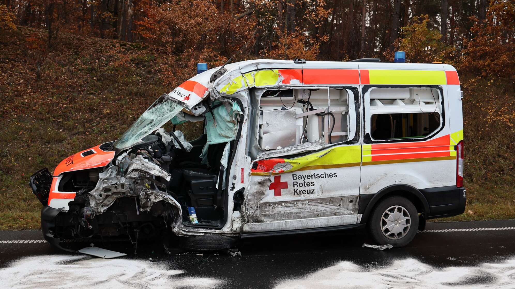 Verletzte bei Unfall mit Rettungswagen