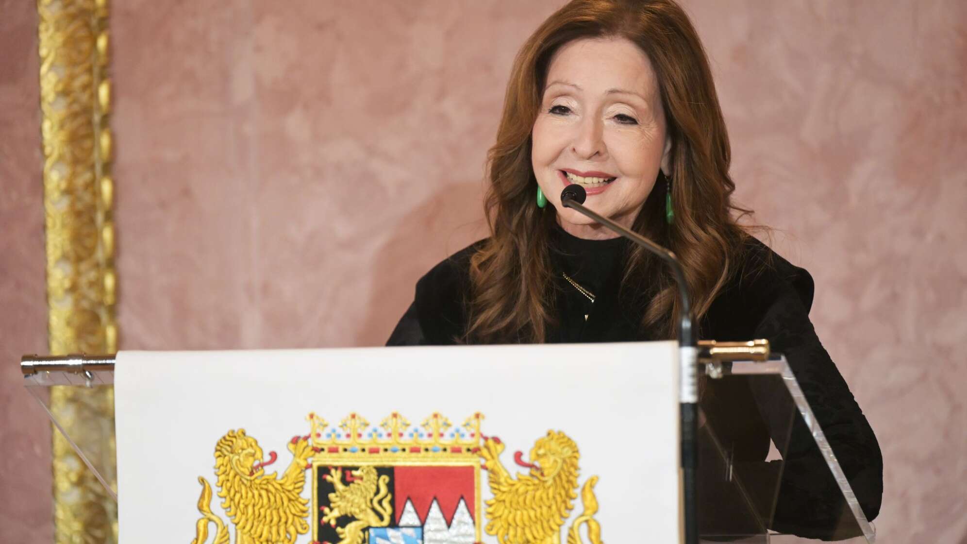 Bayerischer Verdienstorden für Vicky Leandros