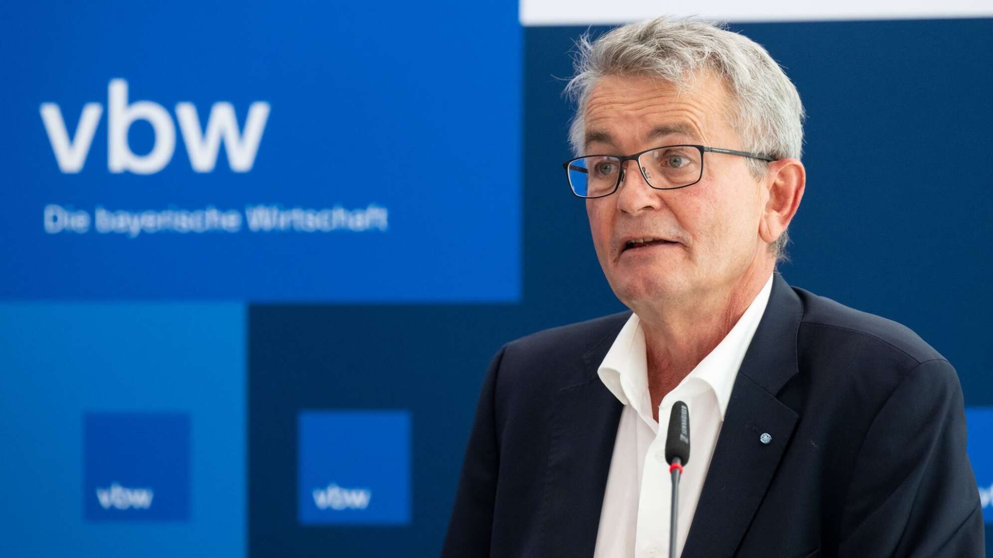 Vbw-Hauptgeschäftsführer Bertram Brossardt