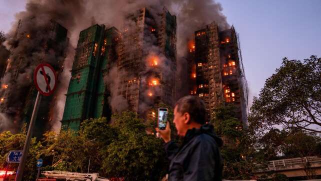 Ermittlungen nach tödlichem Feuer in Hongkong