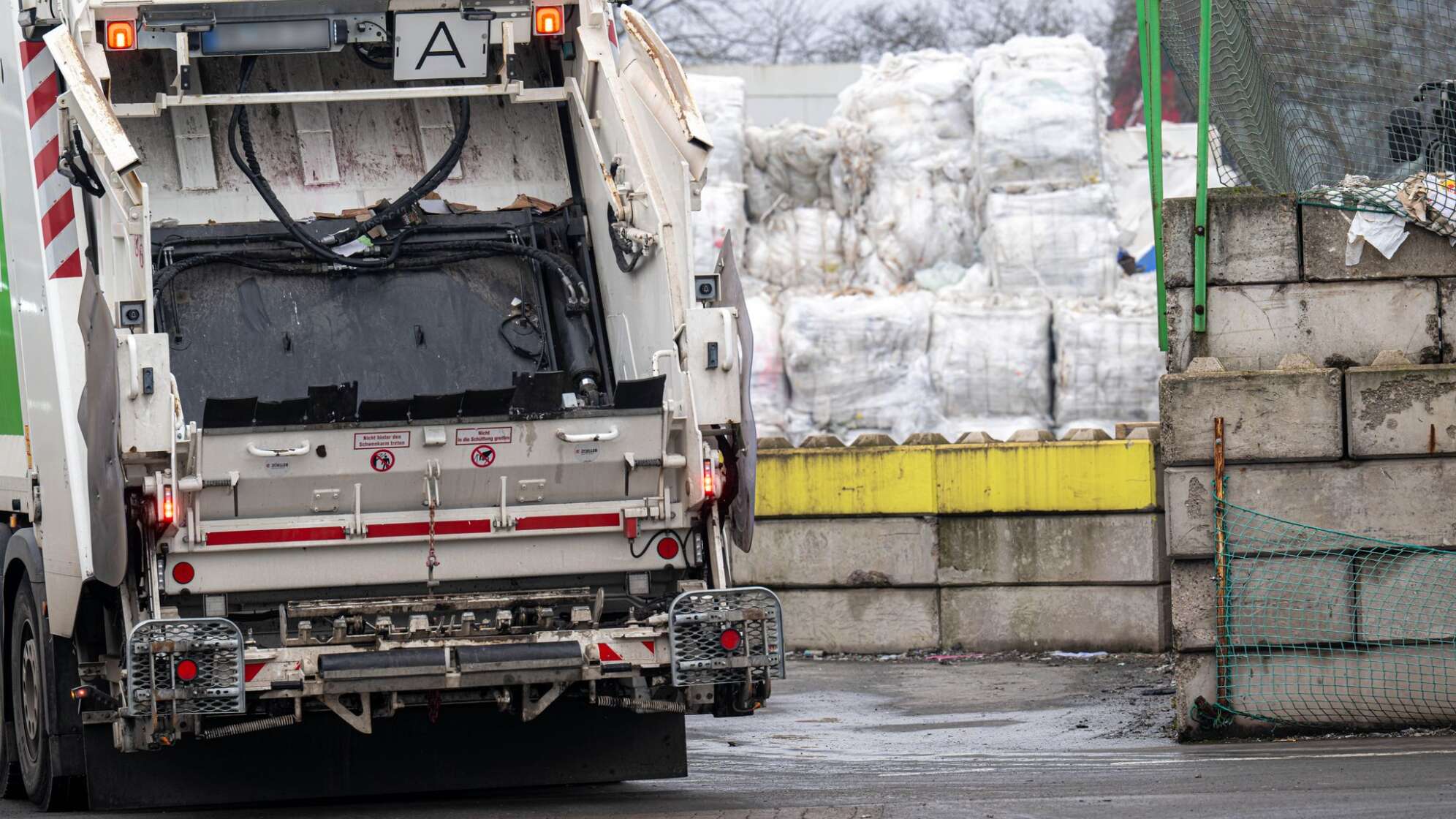 Bremen - Toter Säugling im Müll entdeckt