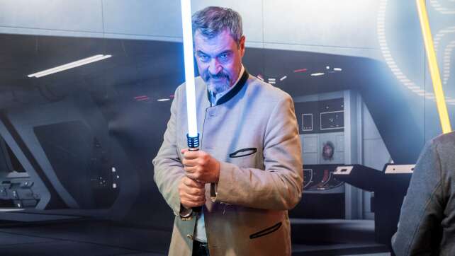 Söder über Würste und Lichtschwerter