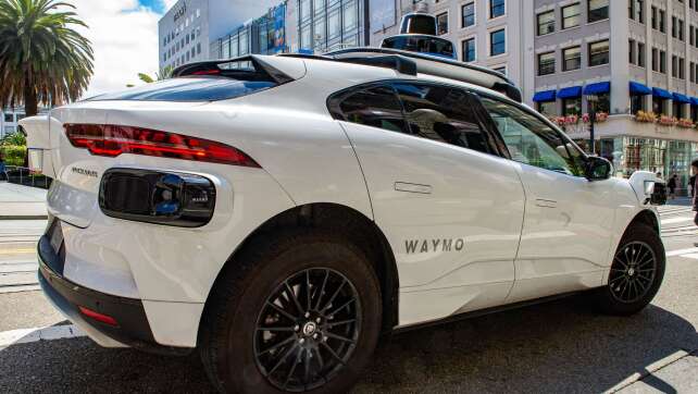 Frau bringt Kind in Waymo-Robotaxi zur Welt