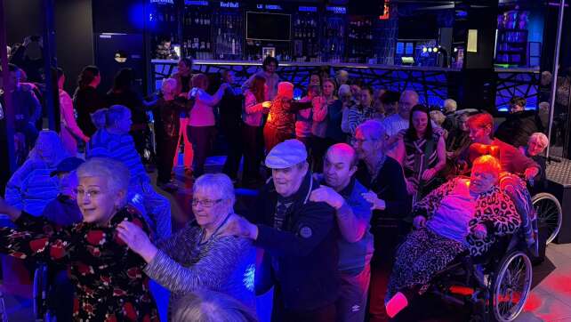 Vom Altersheim auf den Dancefloor