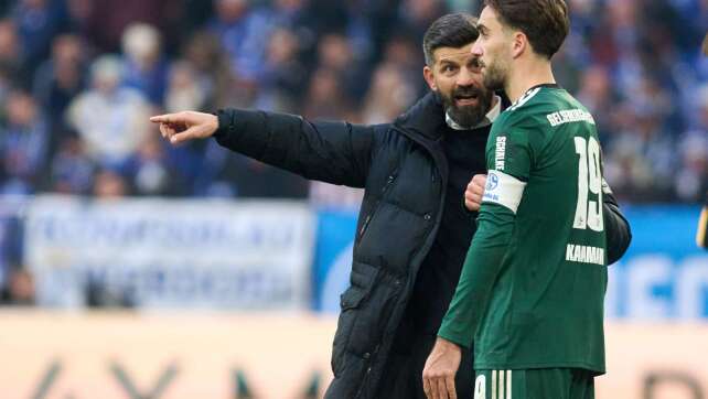 «Viel und harte Arbeit»: Schalke überwintert ganz oben