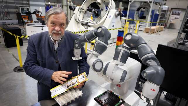 Zehn auf einen Streich: Was kleine Satelliten im All suchen