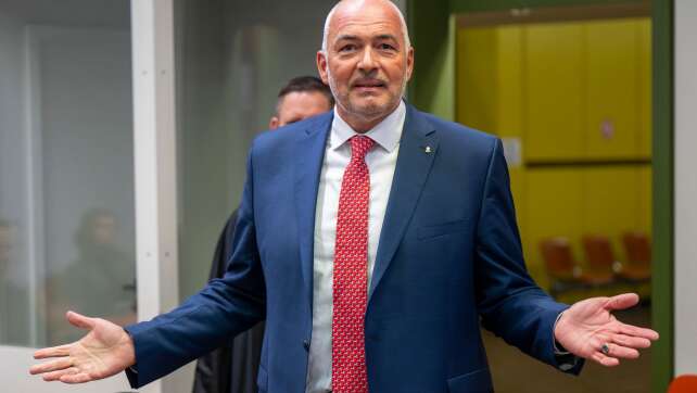 OLG ordnet Untersuchung von angeklagtem Ex-CDU-Politiker an