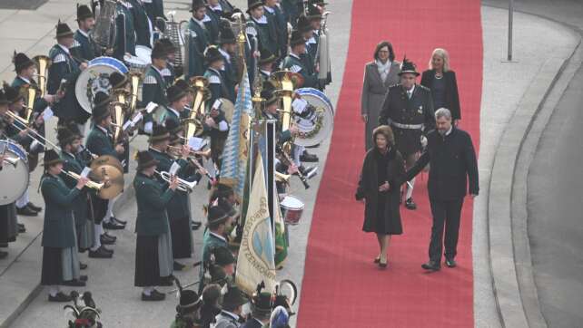 Bayerische Staatsmedaille für Königin Silvia von Schweden