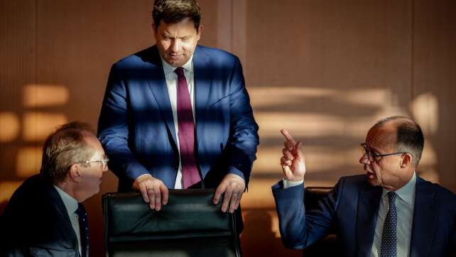 Von Rente bis Wolf: Kabinett bringt Reformen auf den Weg