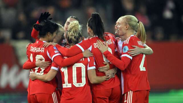 Bayern im Champions-League-Viertelfinale, Wolfsburg verliert