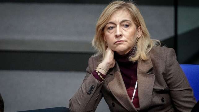 Bundestag billigt Kompromiss für Kassenbeiträge