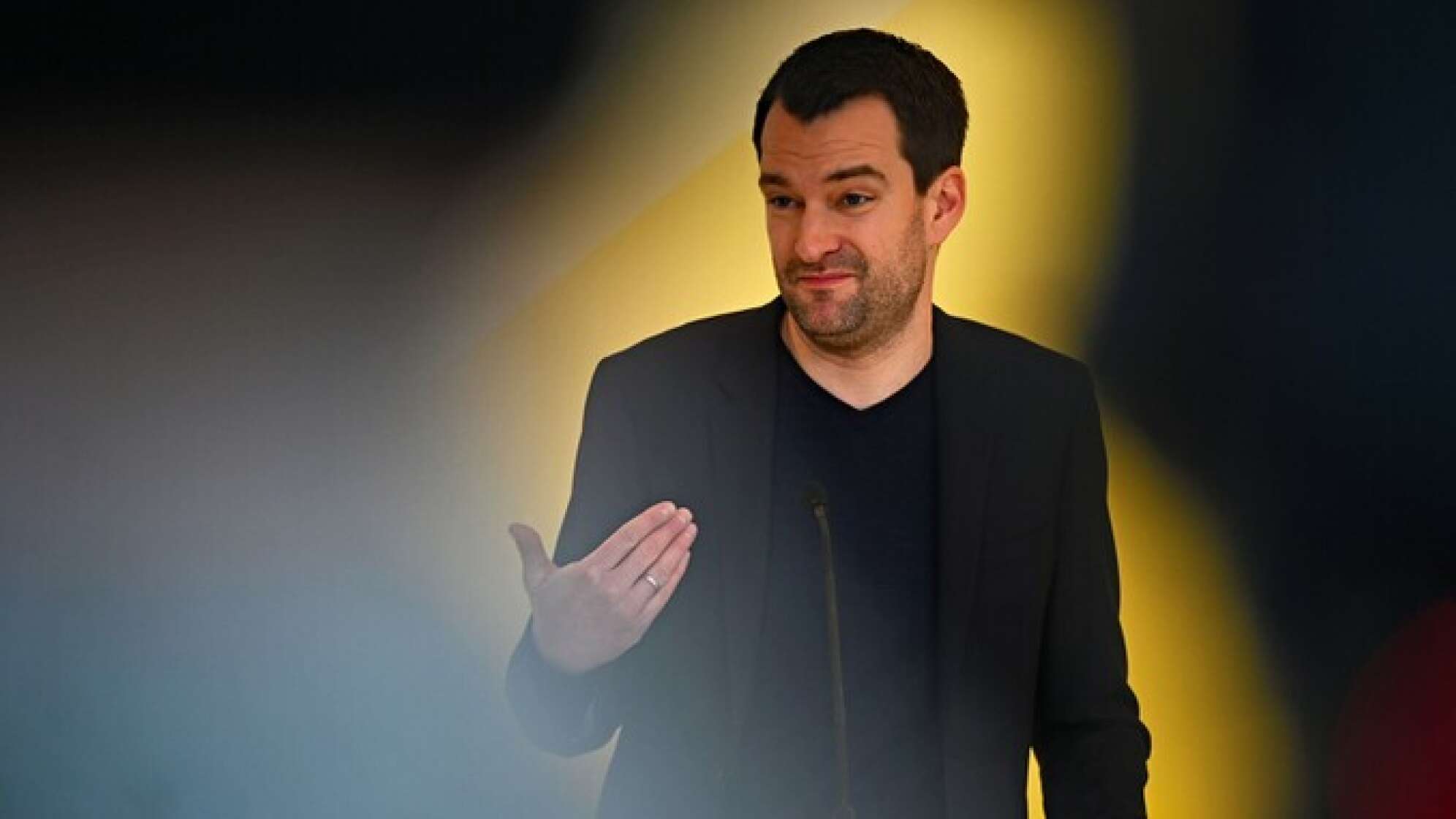 Johannes Vogel bei einer Rede
