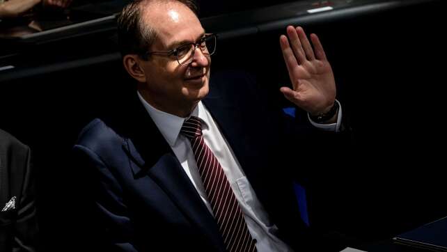 Mehrheit findet Reduzierung der Asylzuwanderung richtig