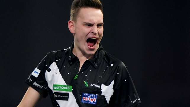 Dank starker Nerven: Darts-Profi Pietreczko in Runde drei