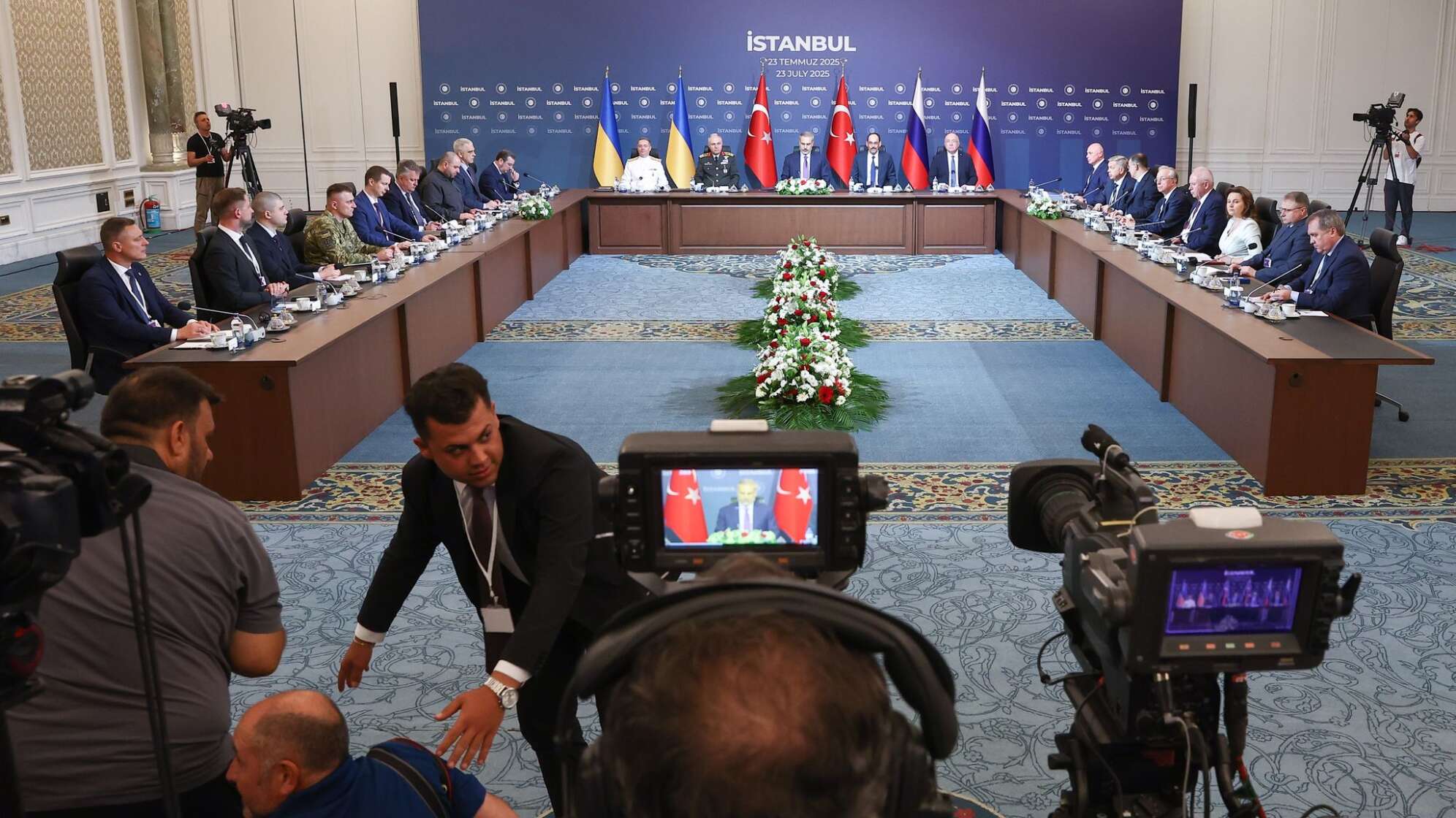 Ukraine-Krieg - Friedensgespräche in Istanbul