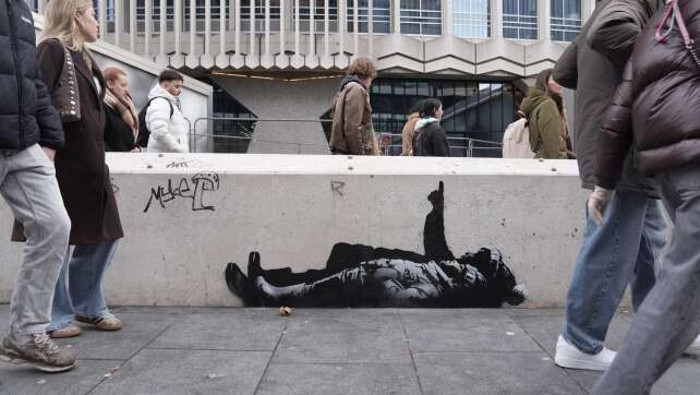 Neue Banksy-Kunst zieht Menschen in London an