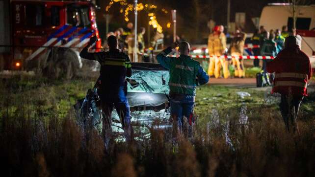 Auto fährt in Menschenmenge - Verletzte in den Niederlanden