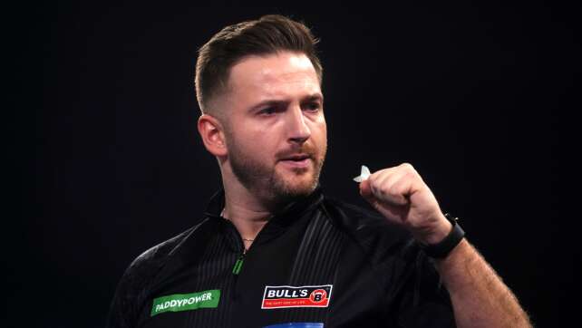 Großer Darts-Coup: Merk wirft Ex-Weltmeister Wright raus