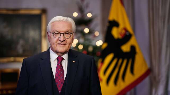 Steinmeier ruft zu Weihnachten zu Mut und Zuversicht auf