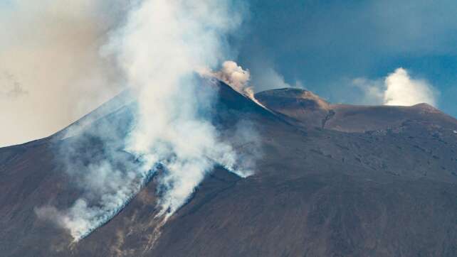 Lavafontänen am Ätna - Warnstufe erhöht